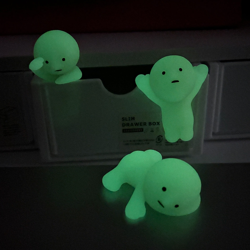 Glow Decorative Mini Figures B - Phone Accessories Sonny Angel recension och pris