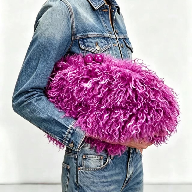 Women kisslock Faux Fur furry  - Yellow Phone Accessories recension och pris